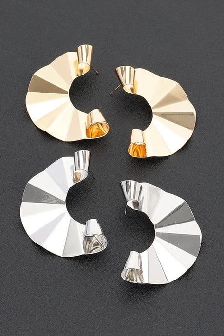 Curved Elegance Earrings