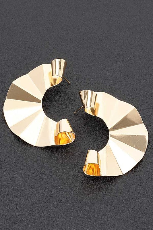Curved Elegance Earrings