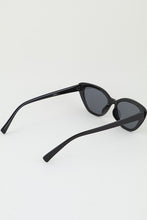 Modern Chic Cateye Sunglasses