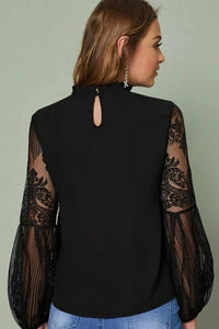 Sweet Lace Splicing Long Sleeve Blouse
